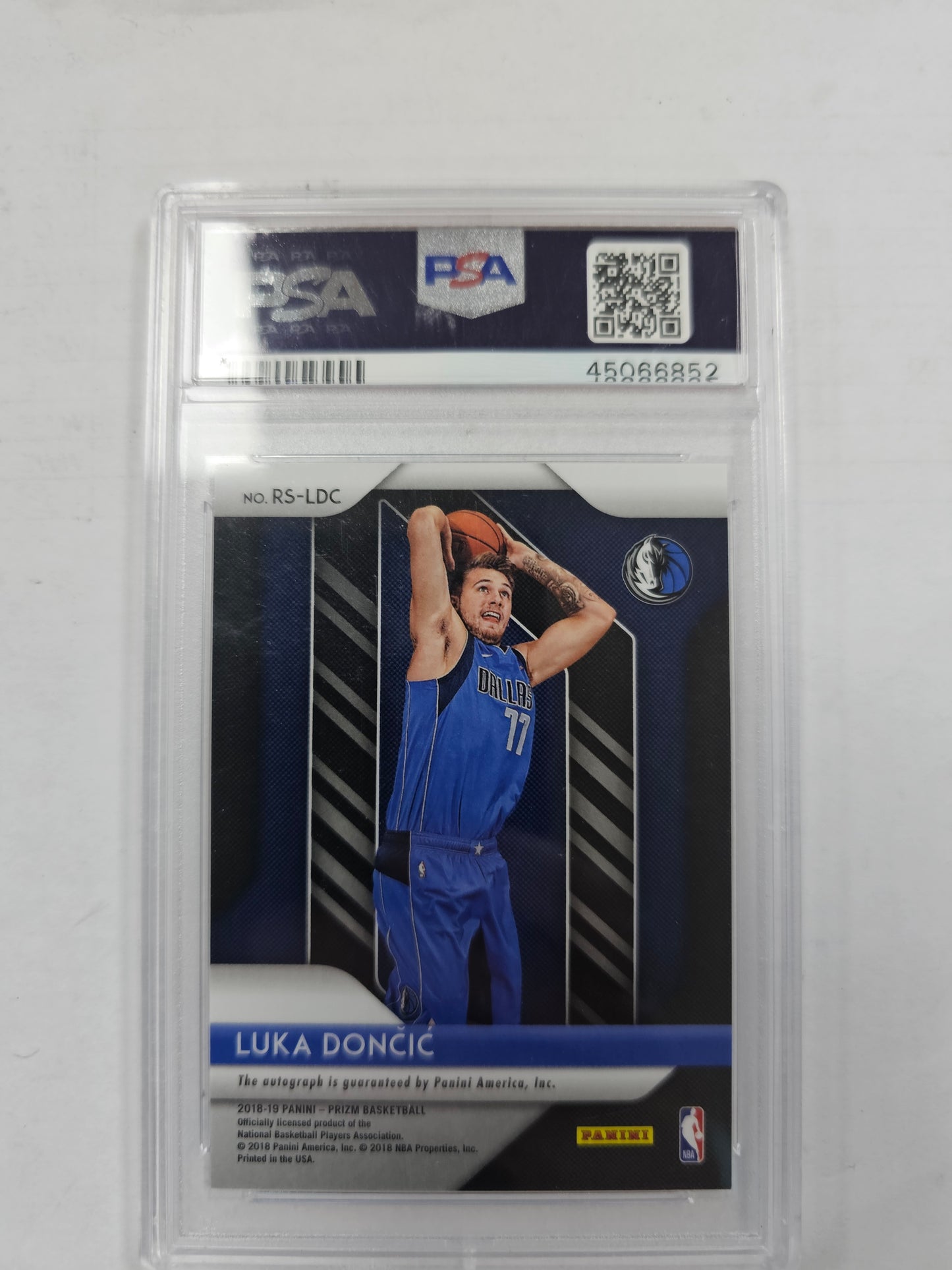 2018 PANINI PRIZM LUKA DONCIC ROOKIE SIGNATURES PSA 10